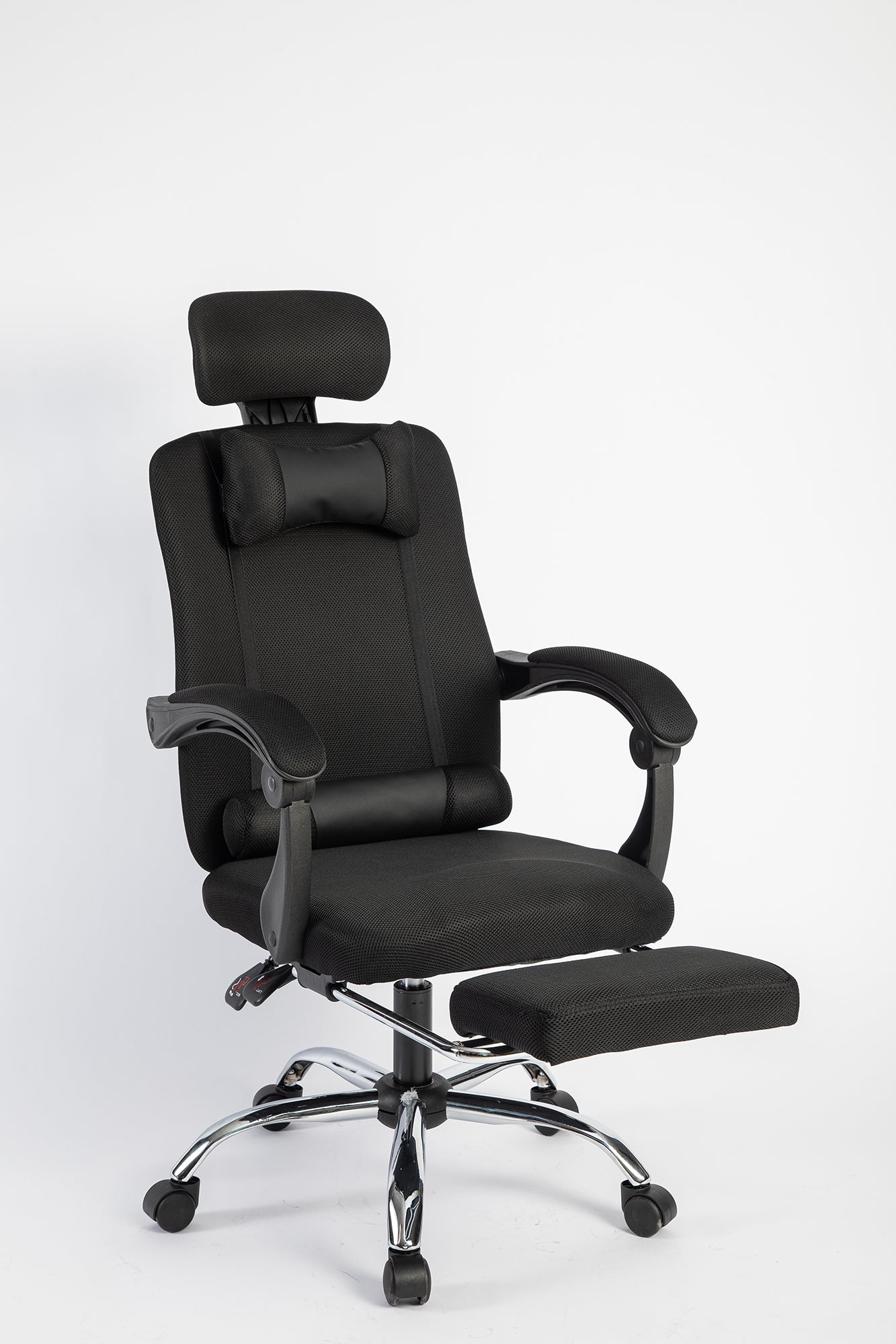 SMAK Silla Wynn Con Apoyapies Negro