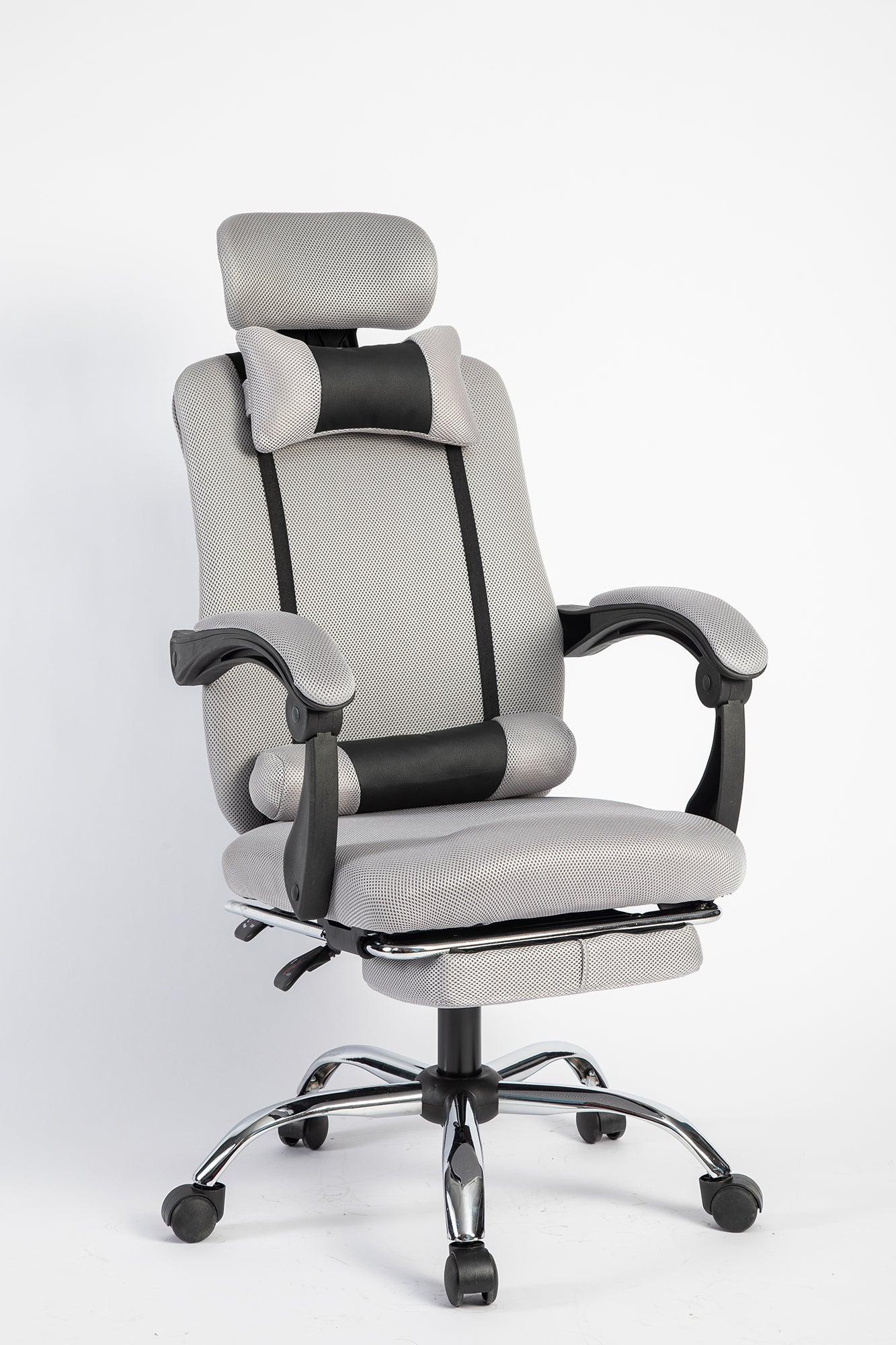 SMAK Silla Wynn con Apoyapies Gris